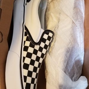Brand new size 10 MENS vans